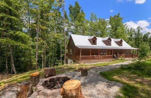 Campton House | Private Cabin w King Bed and Private Hot Tub