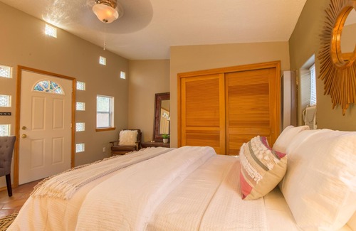 Old Town House | Private Casita - In The Heart Of Old Town - Walk To Everything.