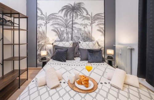Dreux Apartment | Private Cinema and Gaming Room Getaway