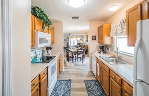 San Pedro Villas House | Private Corner Unit Pool Home w/BBQ & Dog Friendly!
