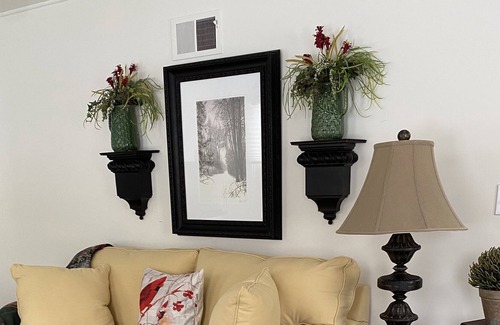 Lake St Louis Cottage | Private cottage close to interstate and shopping.
