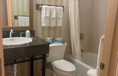 Stallion Springs Cottage | Private cottage quiet & peaceful 2-bedroom