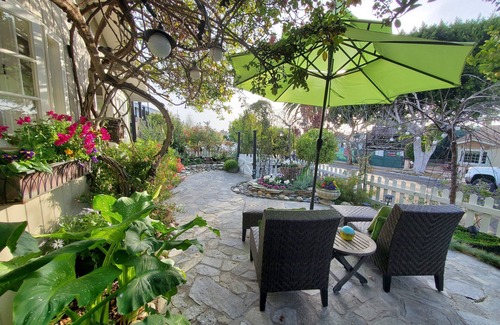 Corona del Mar House | Private Cottage Oasis in CdM - Ideal Village Location on XL Lot