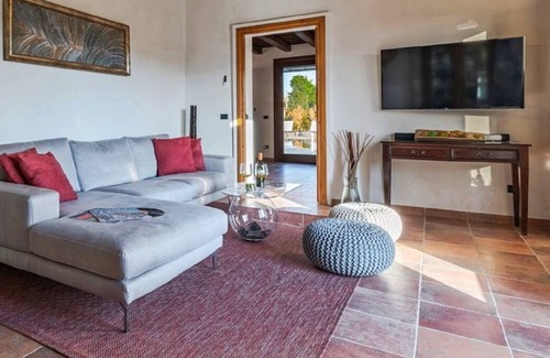 Buseto Palizzolo Villa | Private countryside villa with swimming pool