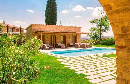 Castelfalfi Villa | Private countryside villa with swimming pool