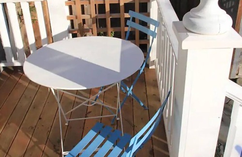 Woodlawn Apartment | Private, cozy, airy garden studio suite, for 1 or 2 guests