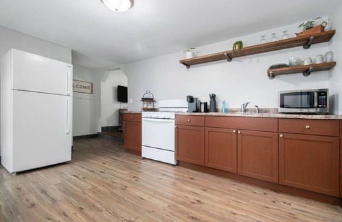 Michigan City Apartment | Private & Cozy Great Location!