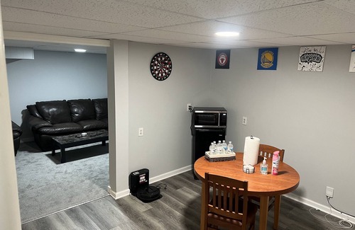 Mableton House | Private cozy level w/TV, 15 Min to ATL,Hawks Arena