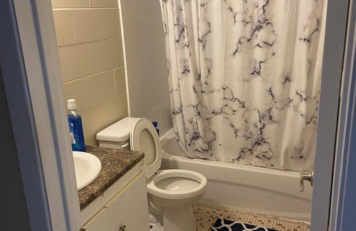 Deep River Apartment | Private Cozy Room in Downtown Deep River