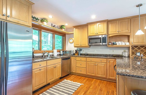 Chestnut Springs House | Private creek, 5 minutes to slopes, under new management, pet friendly, hot tub!