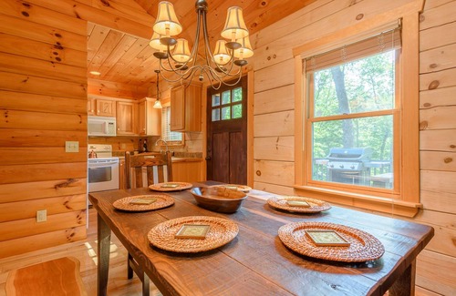 Fleetwood Cabin | Private Creekside Cabin with Hot Tub