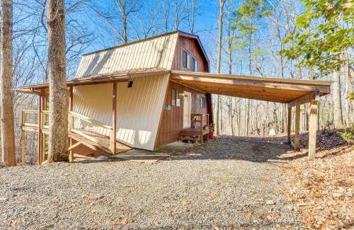 Murphy House | Private Deck and Fire Pit Secluded Cabin in Murphy