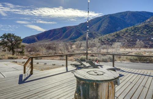 Frazier Park Apartment | Private Deck and Views Frazier Mountain Cabin