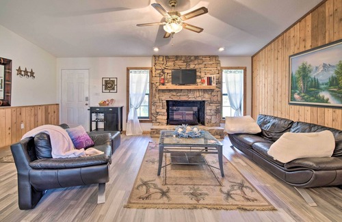 Fellowship House | Private Dock: Lake Rousseau Retreat!
