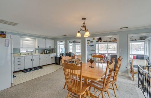 Sunrise Beach House | Private Dock: Lake of the Ozarks Hideaway!