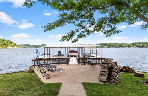 Stover House | Private Dock Spacious Lakefront Home in Stover