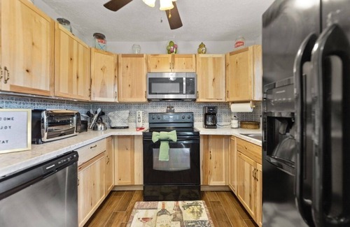 Elizabethtown House | Private Elizabethtown Retreat Near Freeman Lake!