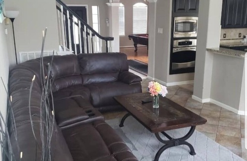 Barker House | Private enclosed pool king bed safe family rental