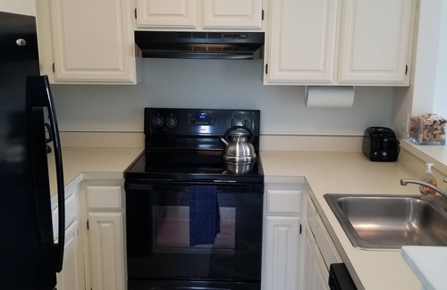 Diamond Beach House | Private End Unit Townhome Freshly Renovated