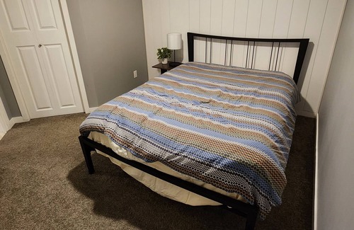 Regina Apartment | Private Entrance Basement Suite
