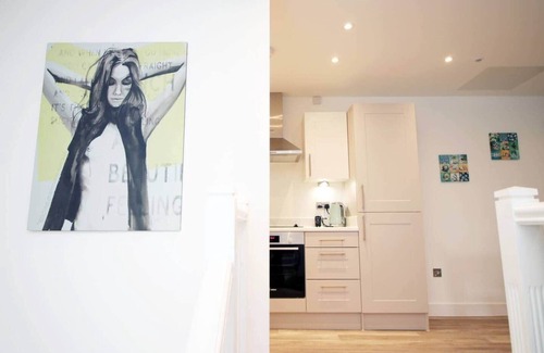 West Cliff Apartment | Private entrance Maisonette, near Beach & Bars!