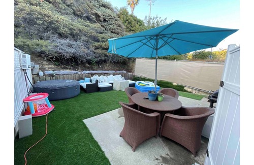 La Jolla Mesa Apartment | Private Entrance Suite w/Back Yard in North PB
