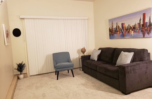 Tracy House | Private Entrance with beautiful Spot for you and your family!