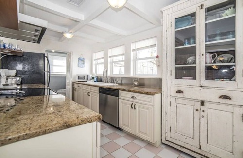 Indian Shores Cottage | Private family waterfront beach cottage. Best location step out to bay and gulf