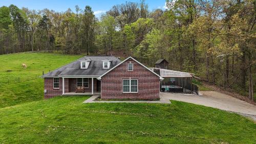 Dandridge House | Private Farmhouse with Hot Tub
