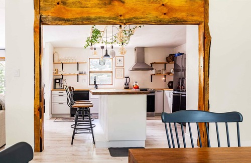 Barryville House | Private Forest Villa in Catskills