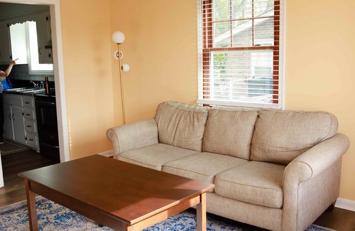 North Nashville House | Private Furnished House Fence+Yard Near Downtown