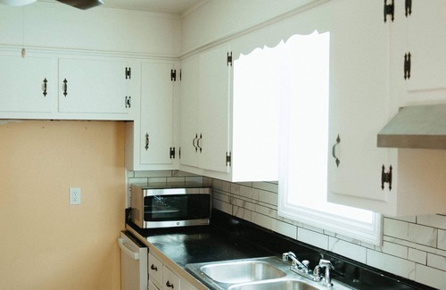 North Nashville House | Private Furnished House Fence+Yard Near Downtown