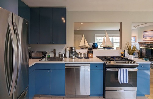 Orient Point House | Private Getaway - corner Home with rights to private beach - Tip of North Fork