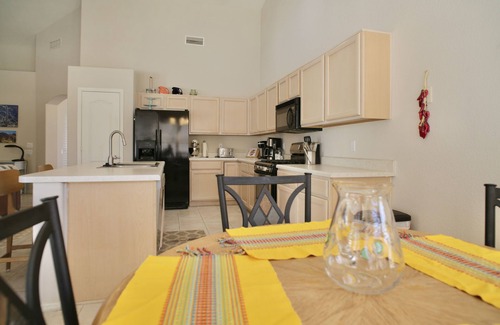 The Bluffs House | Private Getaway in The Bluffs