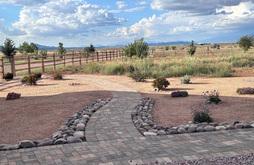 Elgin Cottage | Private guest house on a horse ranch in the heart of Arizona's wine country