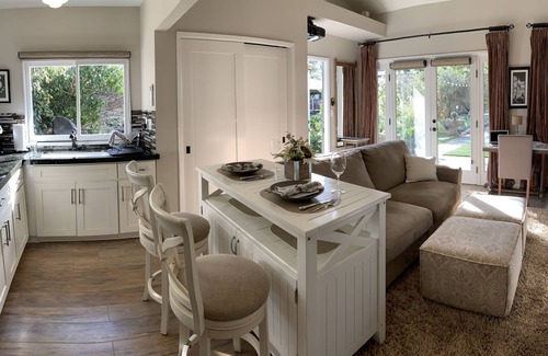 Altadena House | Private guest house studio retreat w/pool & spa