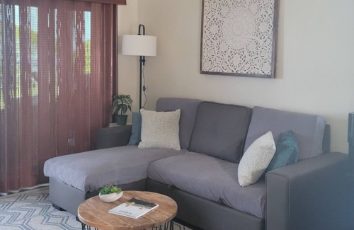 Holualoa House | Private Guest House minutes from town and beach!