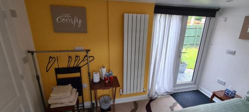 Bletchley House | Private Guest Suite in Bletchley, Milton Keynes