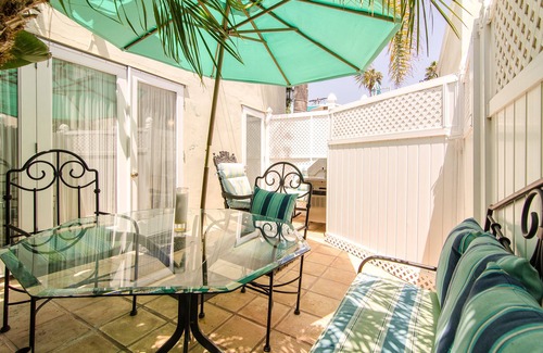 Pacific Palisades Cottage | Private Guesthouse in Pacific Palisades