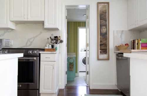 Southside House | Private Hideaway- Entire 3 BR/2.5 Bath bungalow with saltwater pool