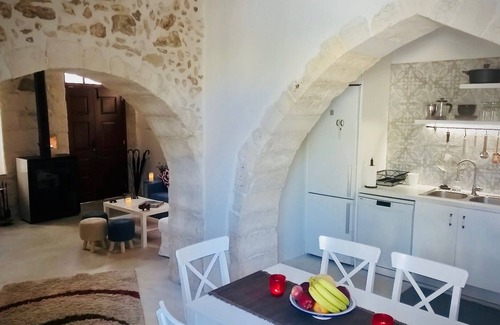 Old Town Rethymnon House | Private Historic Villa with Pool in the Heart of the Old Town of Rethymno, Crete