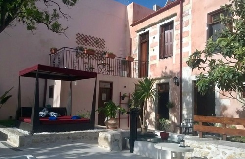Old Town Rethymnon House | Private Historic Villa with Pool in the Heart of the Old Town of Rethymno, Crete