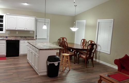 Cartersville House | Private Home, 12.8 miles from LAKEPOINT Sports Complex, Sleeps 8!