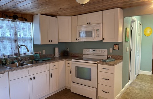 St. Cloud House | Private home and entrance, large full kitchen, fenced yard, Pets, Parking