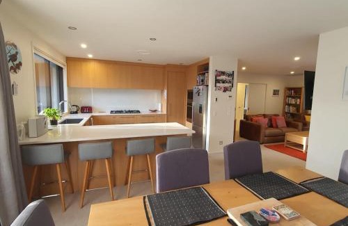 Lower Shotover House | Private Home in Beautiful Alpine Setting