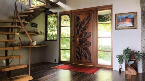 Montezuma House | Private Home in Montezuma with Ocean View