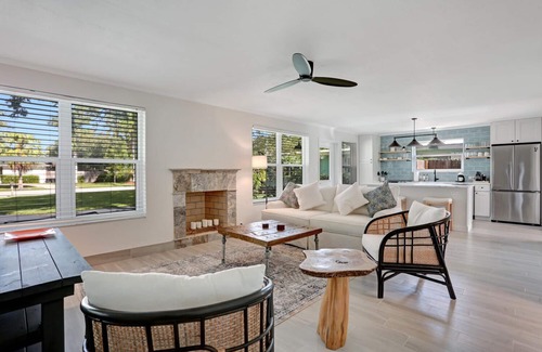 Lake Park House | Private Home near 5th Ave, Downtown, & Close to the Beach