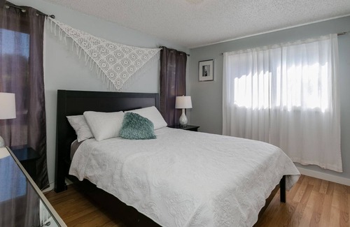 Western House | Private Home - Quiet SW Eugene