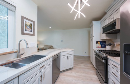 Pismo Beach House | Private home with ocean view deck in peaceful, upscale neighborhood. 30-day min.