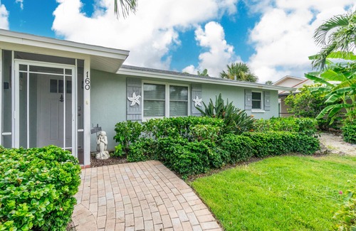 Englewood House | Private home with salt water pool just steps from the beach on Manasota Key!